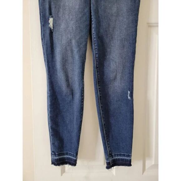 SPANX DISTRESSED SKINNY JEANS 20203Q Small - Picture 4 of 9